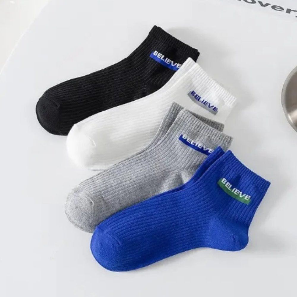 4pairs Unisex Letter Graphic "BELIEVE" Socks (Size 6-9) "MULTICOLOR" ~ NEW!!!